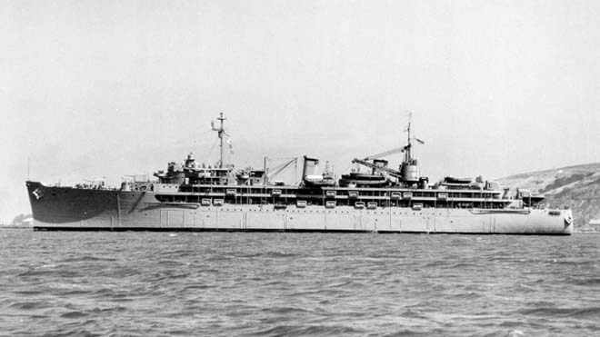 USS Bushnell (AS-15)