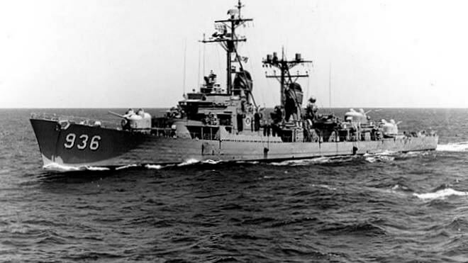 USS Decatur (DD-936, DDG-31)
