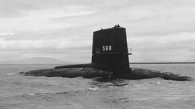 USS Scamp (SSN-588)