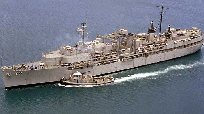 USS Proteus (AS-19)